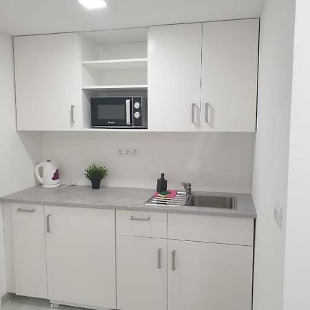 Apartamento Betariel'Com Westbahnhof M Viena Exterior foto