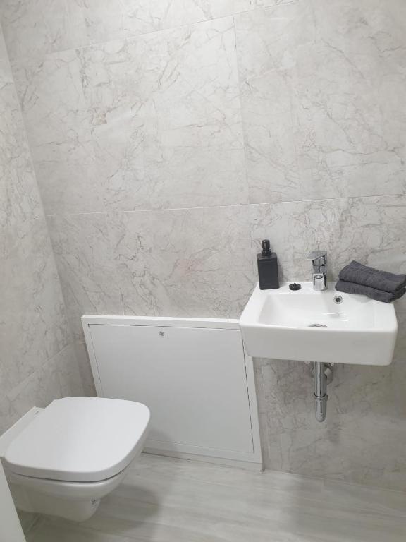 Apartamento Betariel'Com Westbahnhof M Viena Exterior foto
